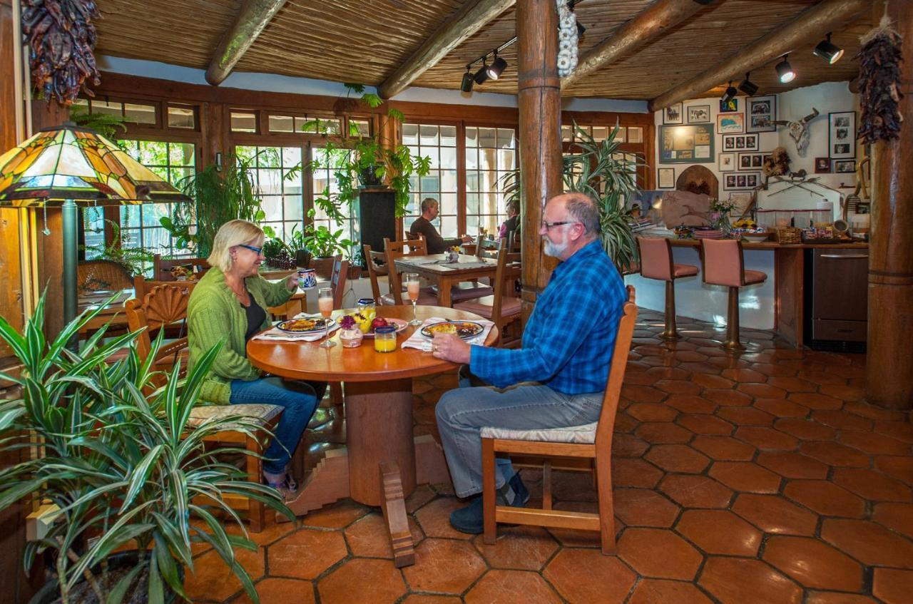 Inn On La Loma Plaza 4*